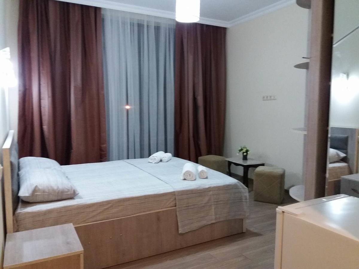 Cozy House Hotel Kobuleti ภายนอก รูปภาพ