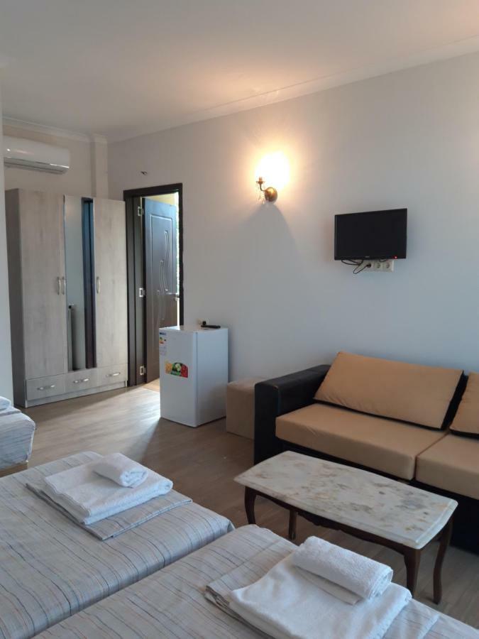 Cozy House Hotel Kobuleti ภายนอก รูปภาพ